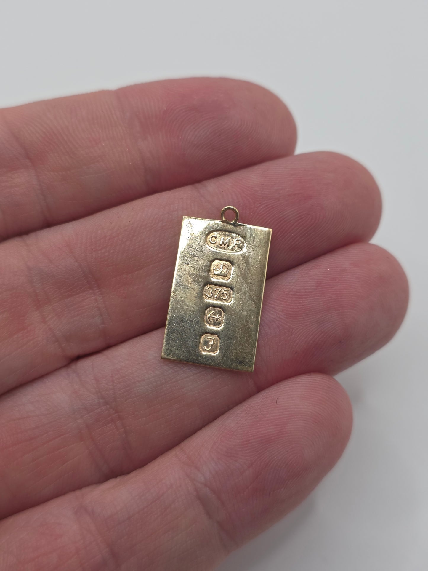 9ct gold ingot pendant