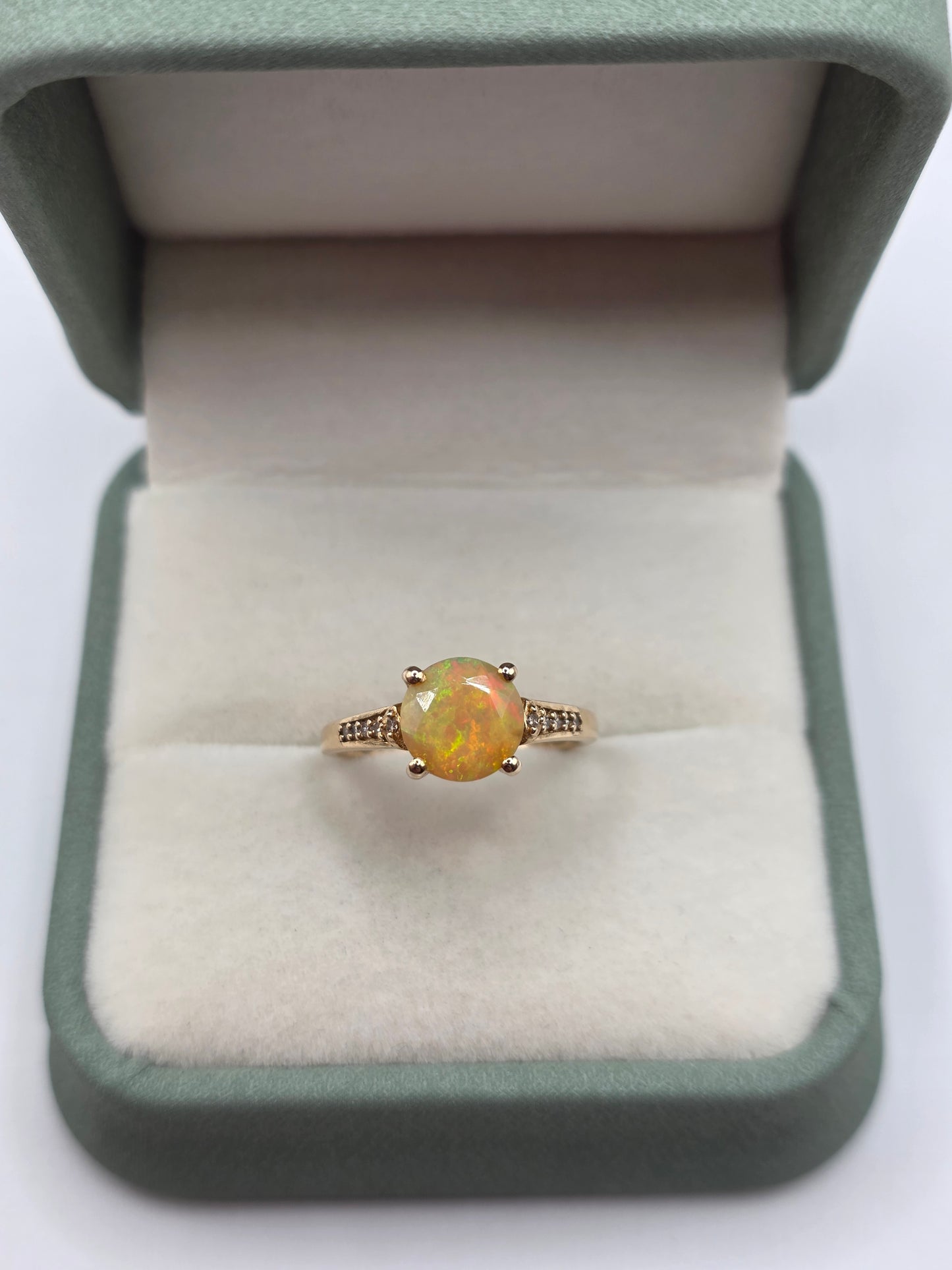 9ct gold opal and diamond ring