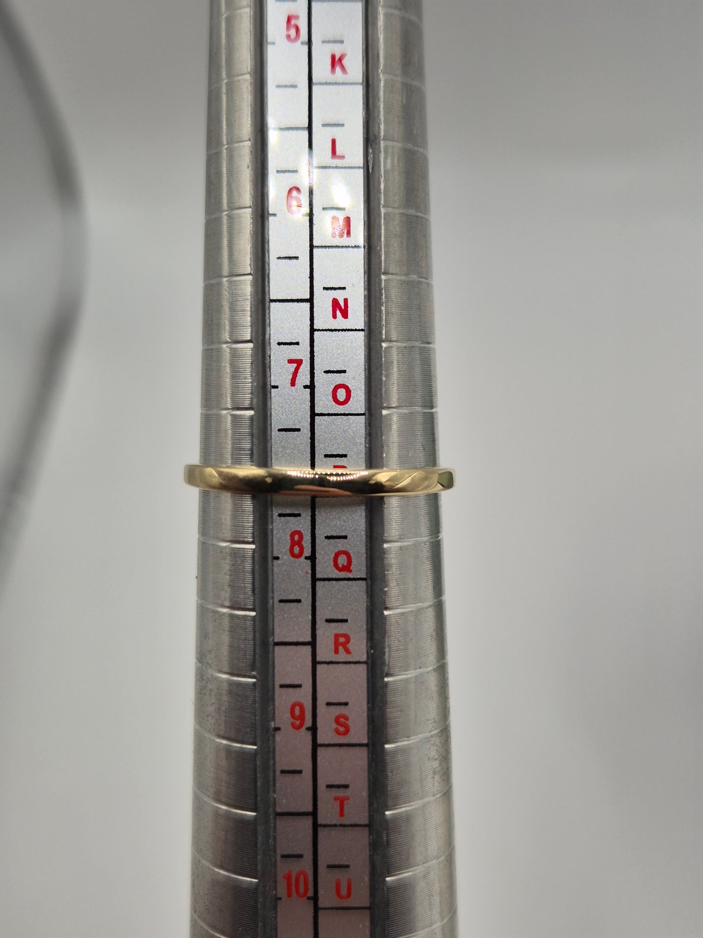 9ct gold ruby and diamond ring