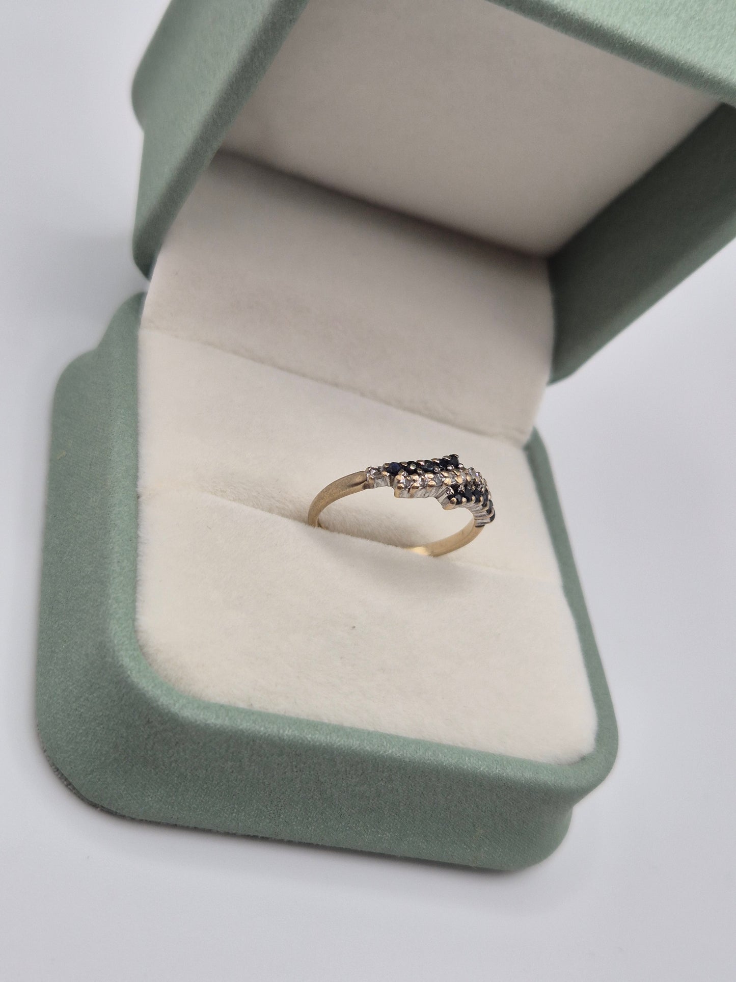 9ct gold sapphire and zircon ring