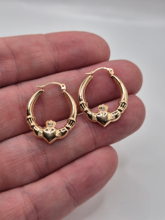 9ct gold claddagh creole earrings