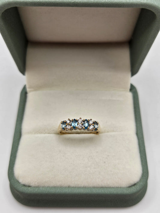 9ct gold topaz and cz ring