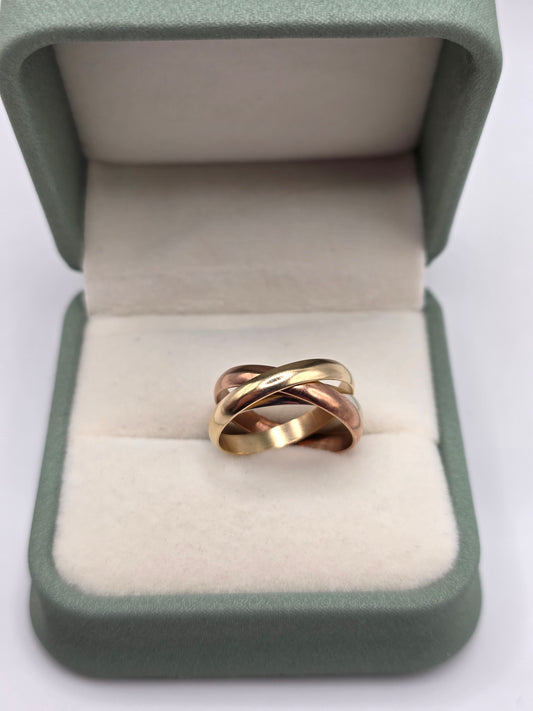Heavy 9ct tri gold russian band ring
