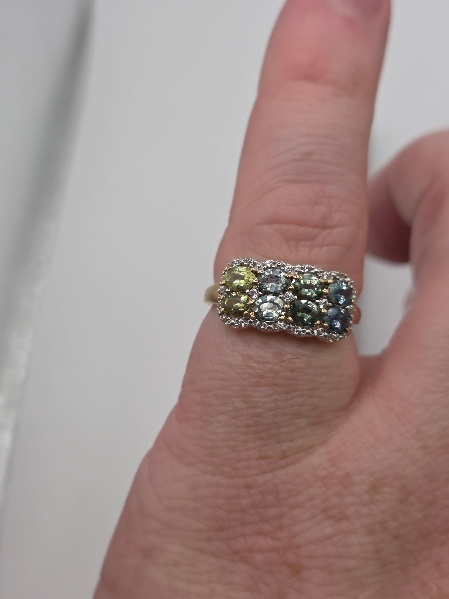 9ct gold topaz ring
