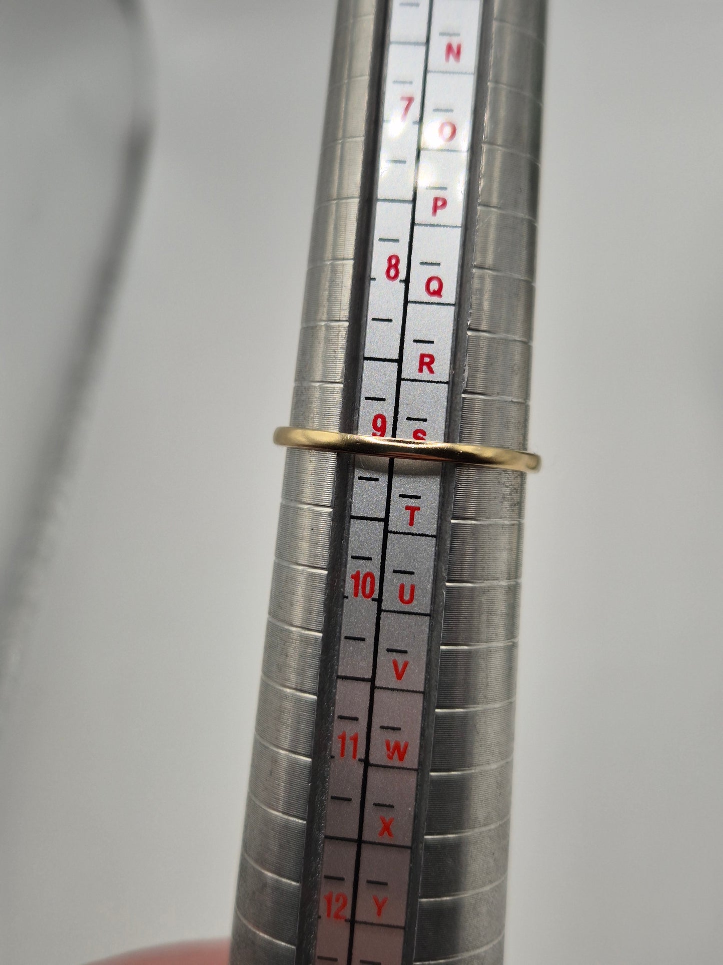 9ct gold ruby and diamond ring