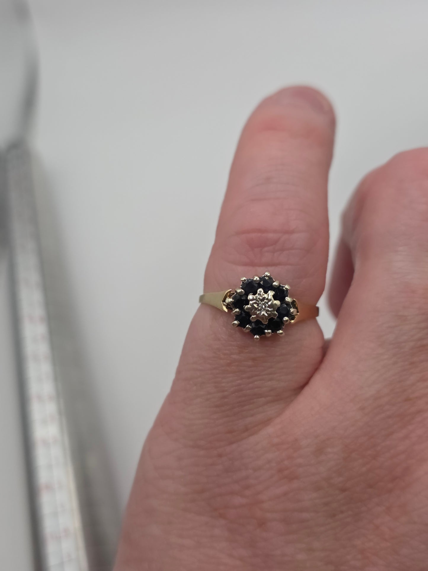 9ct gold sapphire and diamond ring