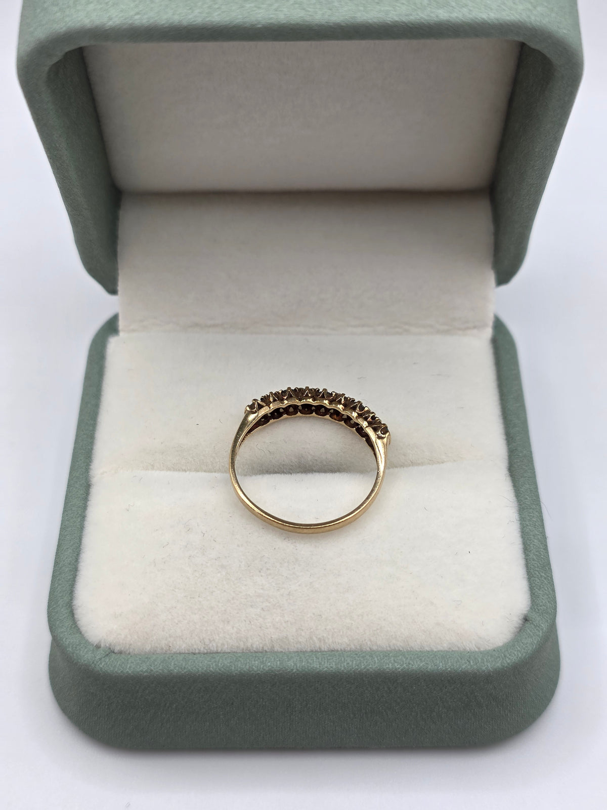 9ct gold emerald and diamond ring