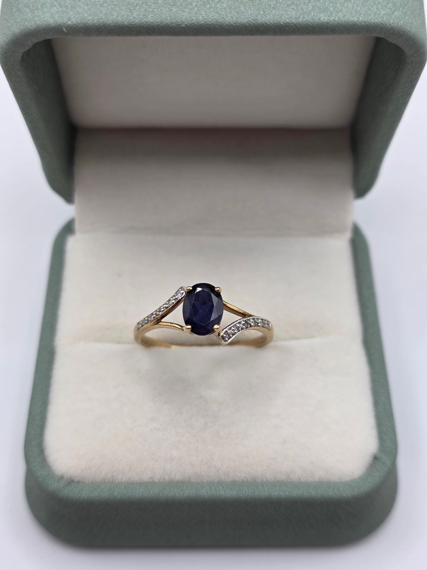 9ct gold iolite and diamond ring