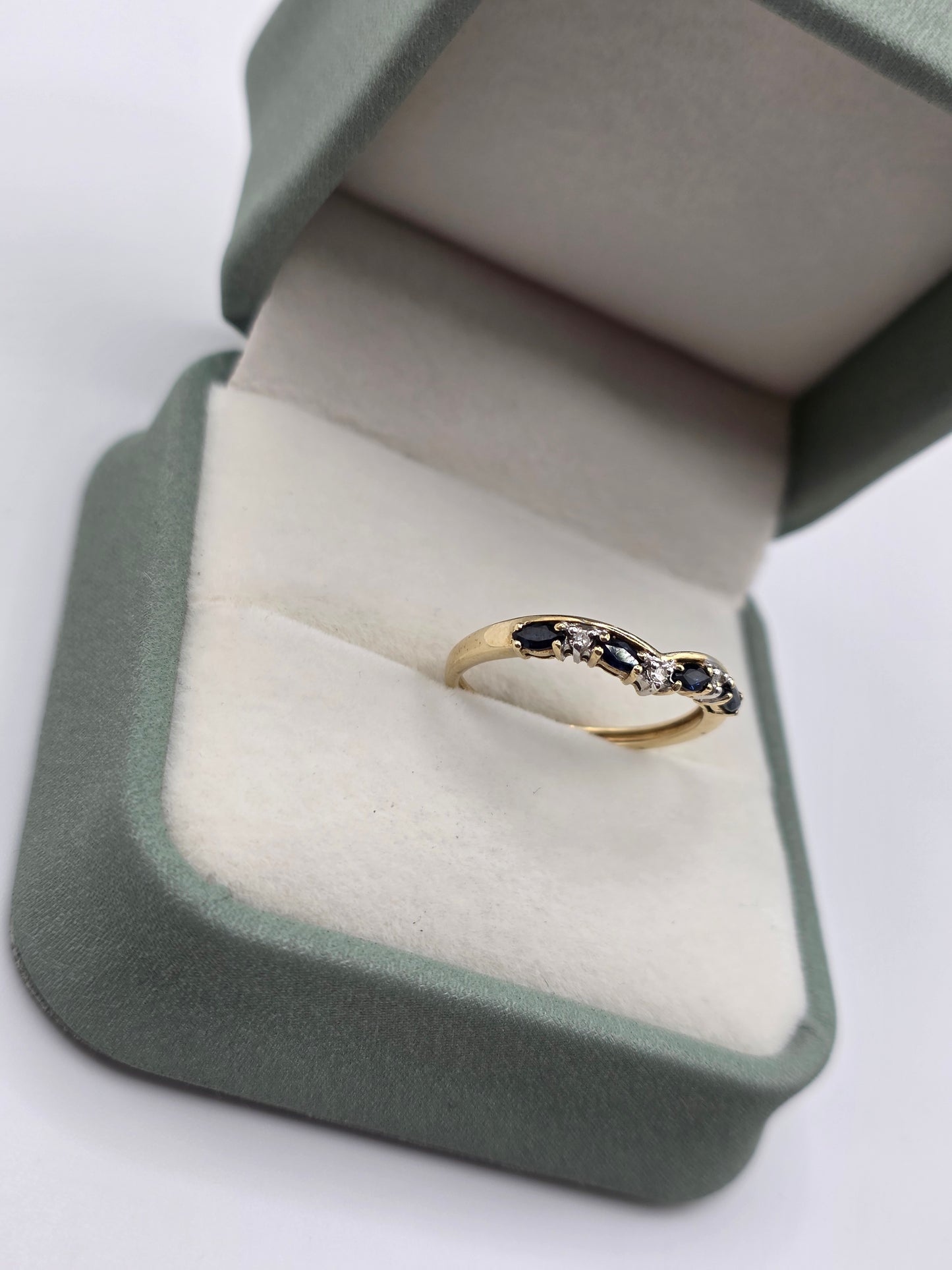 9ct gold sapphire and diamond wishbone ring