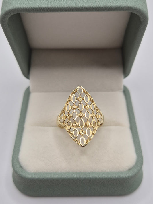 9ct gold ring