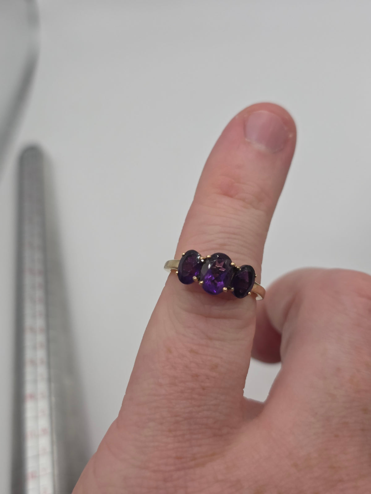 9ct gold amethyst ring