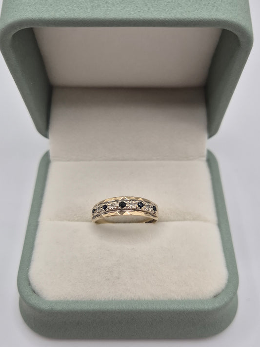 9ct gold sapphire and diamond ring
