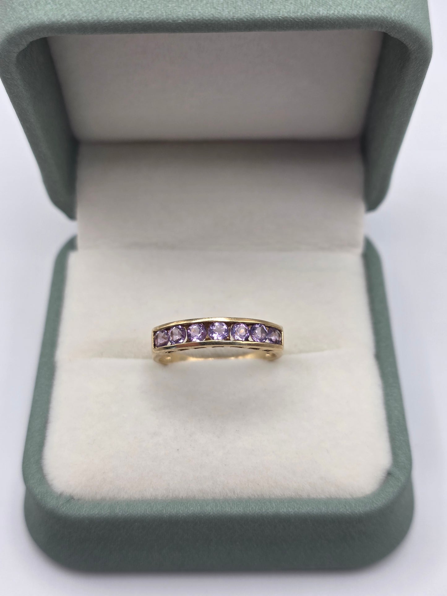 9ct gold amethyst ring