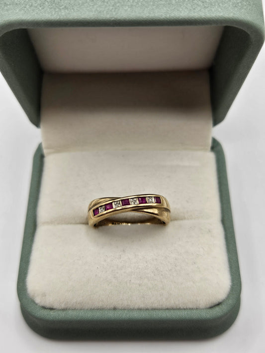 9ct gold ruby and diamond ring