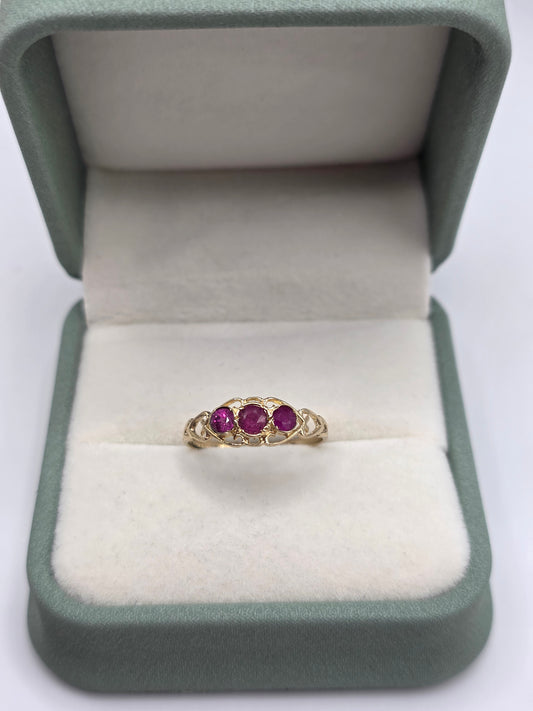 9ct gold ruby ring