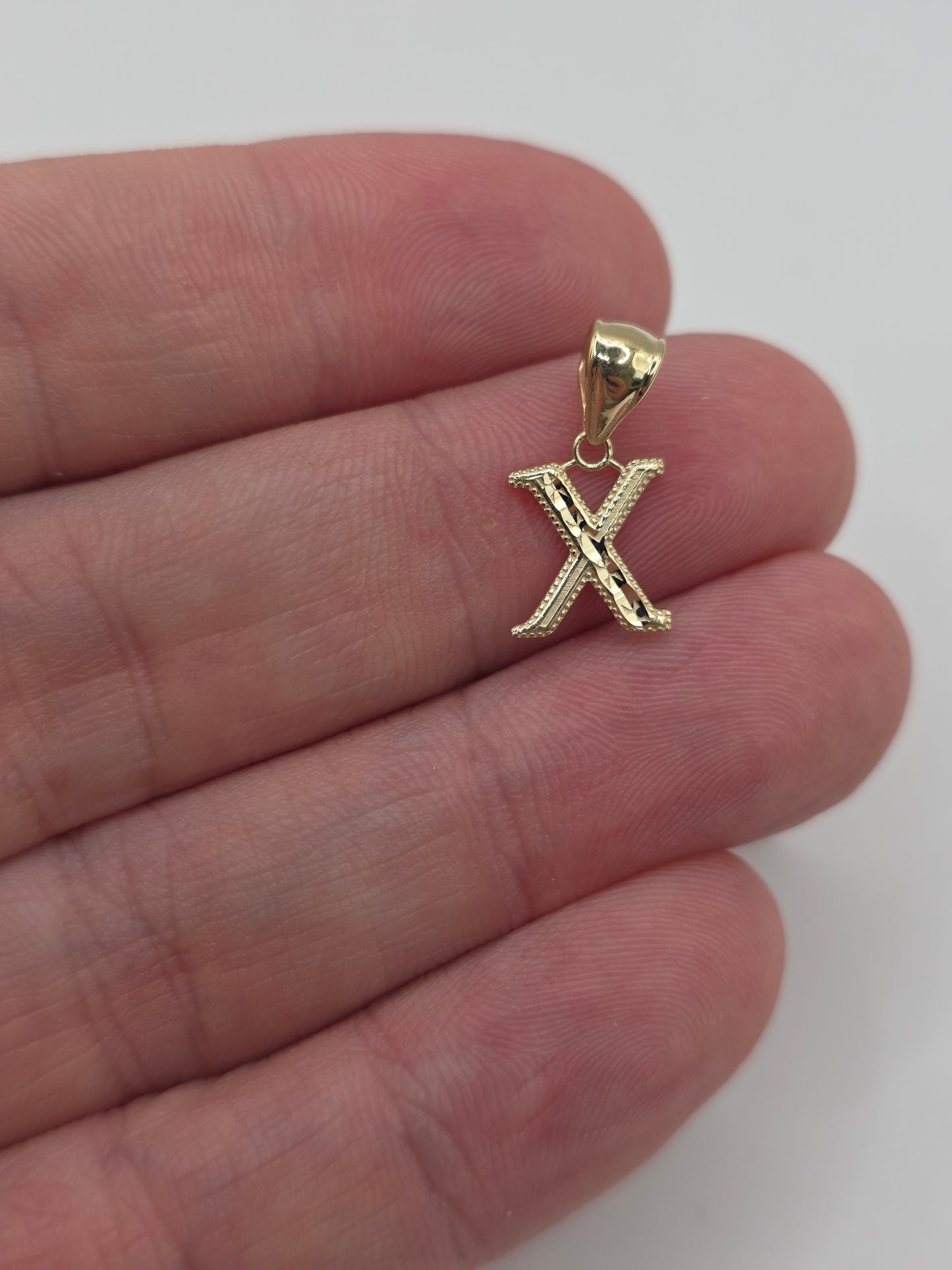 9ct gold initial X pendant