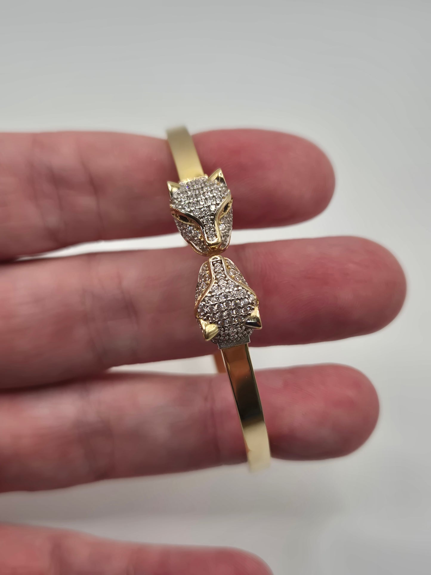 14ct gold panther bangle