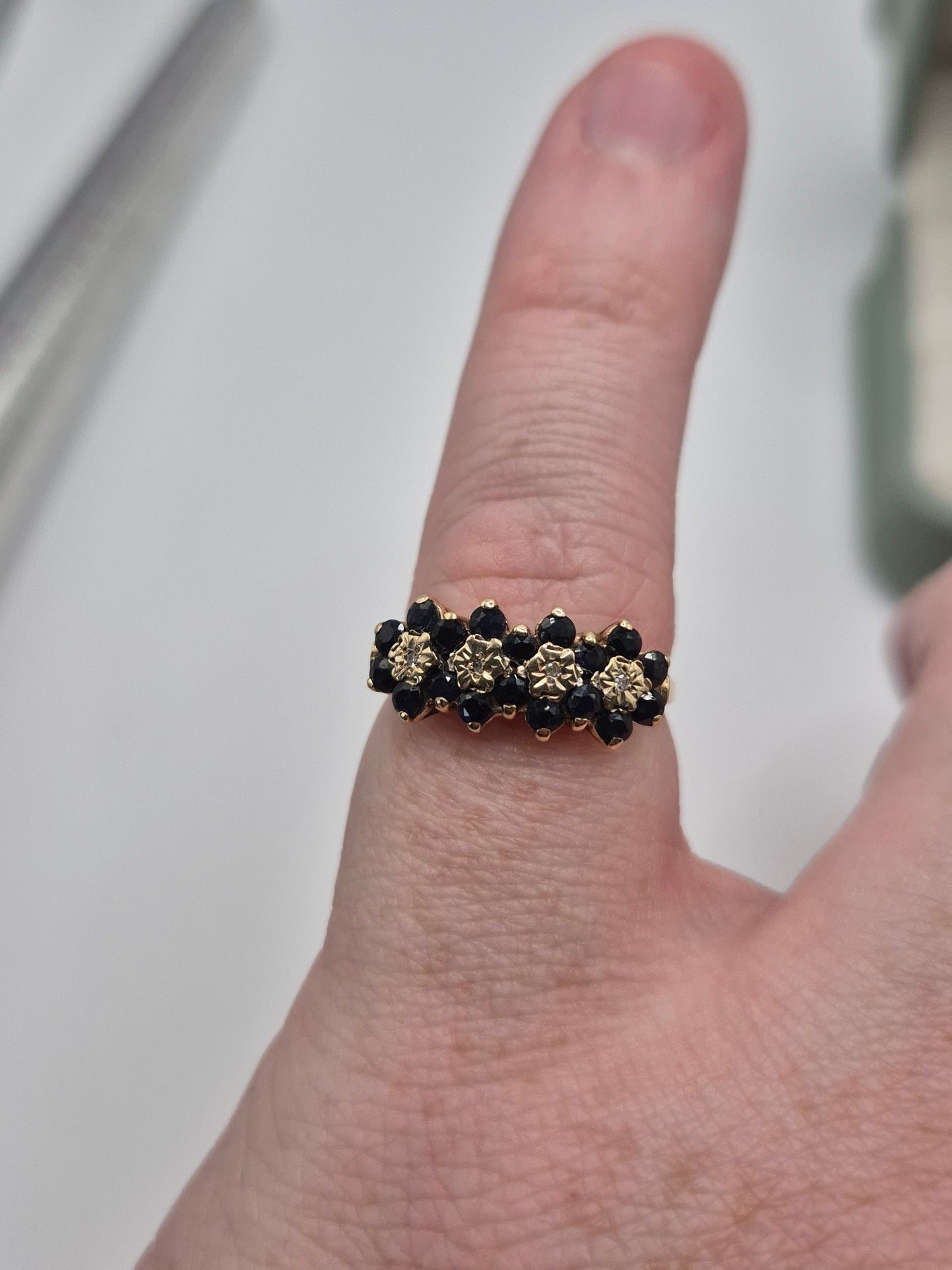 9ct gold sapphire and diamond ring
