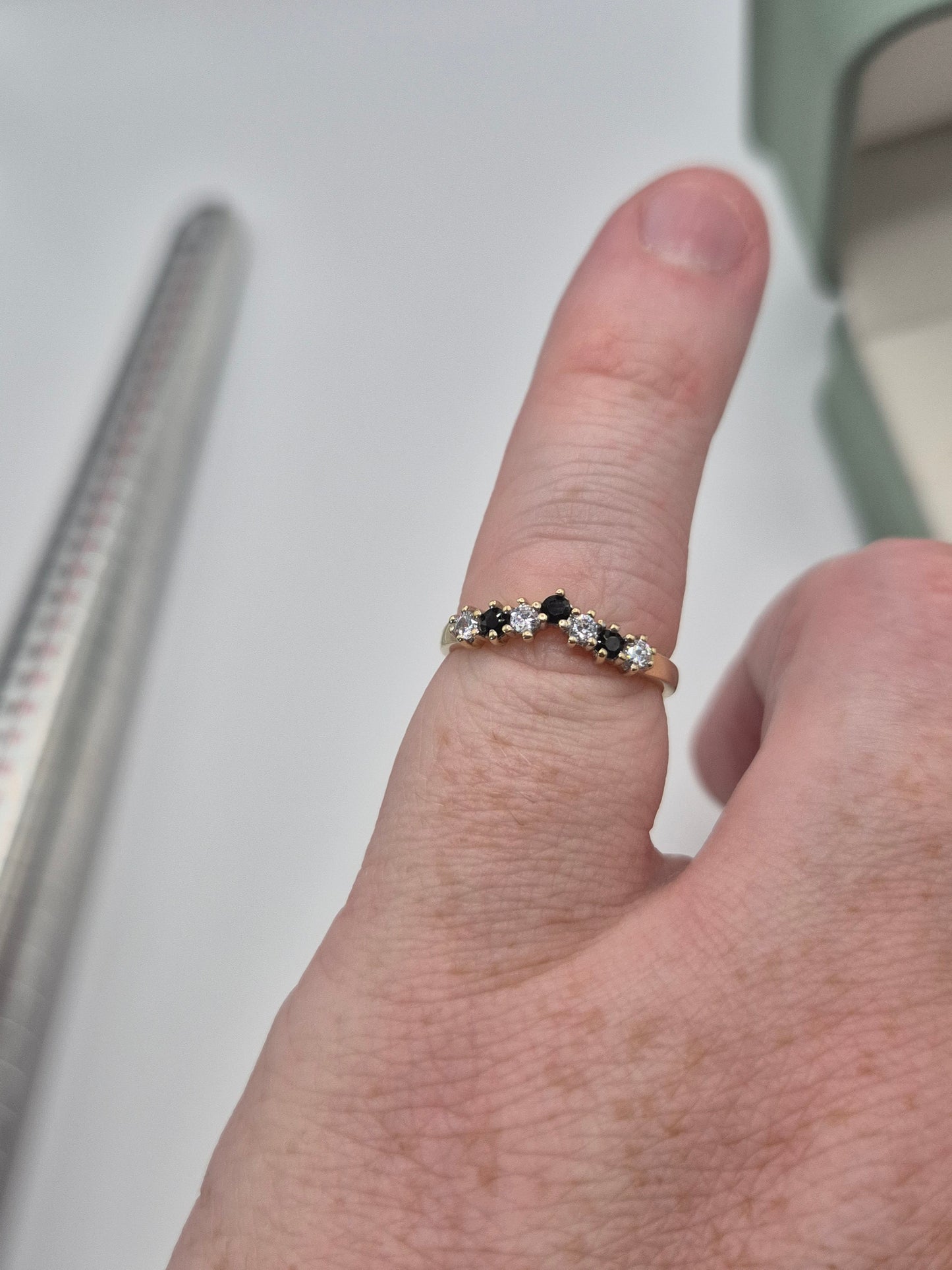 9ct gold sapphire and cz wishbone ring