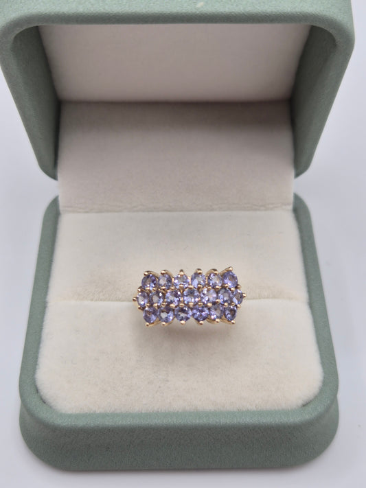 Heavy 9ct gold tanzanite cluster ring