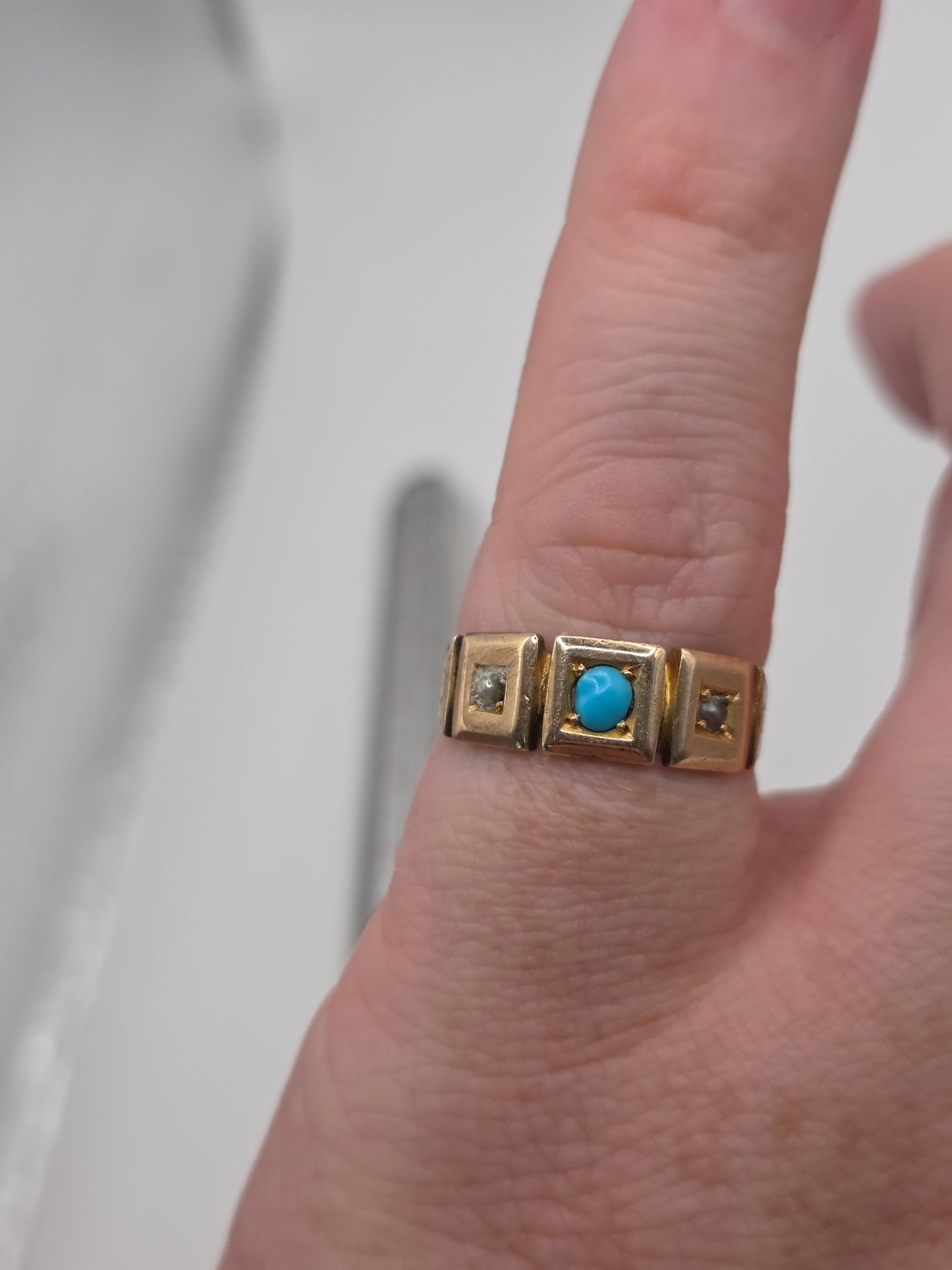 Antique 9ct gold turquoise and pearl gypsy ring