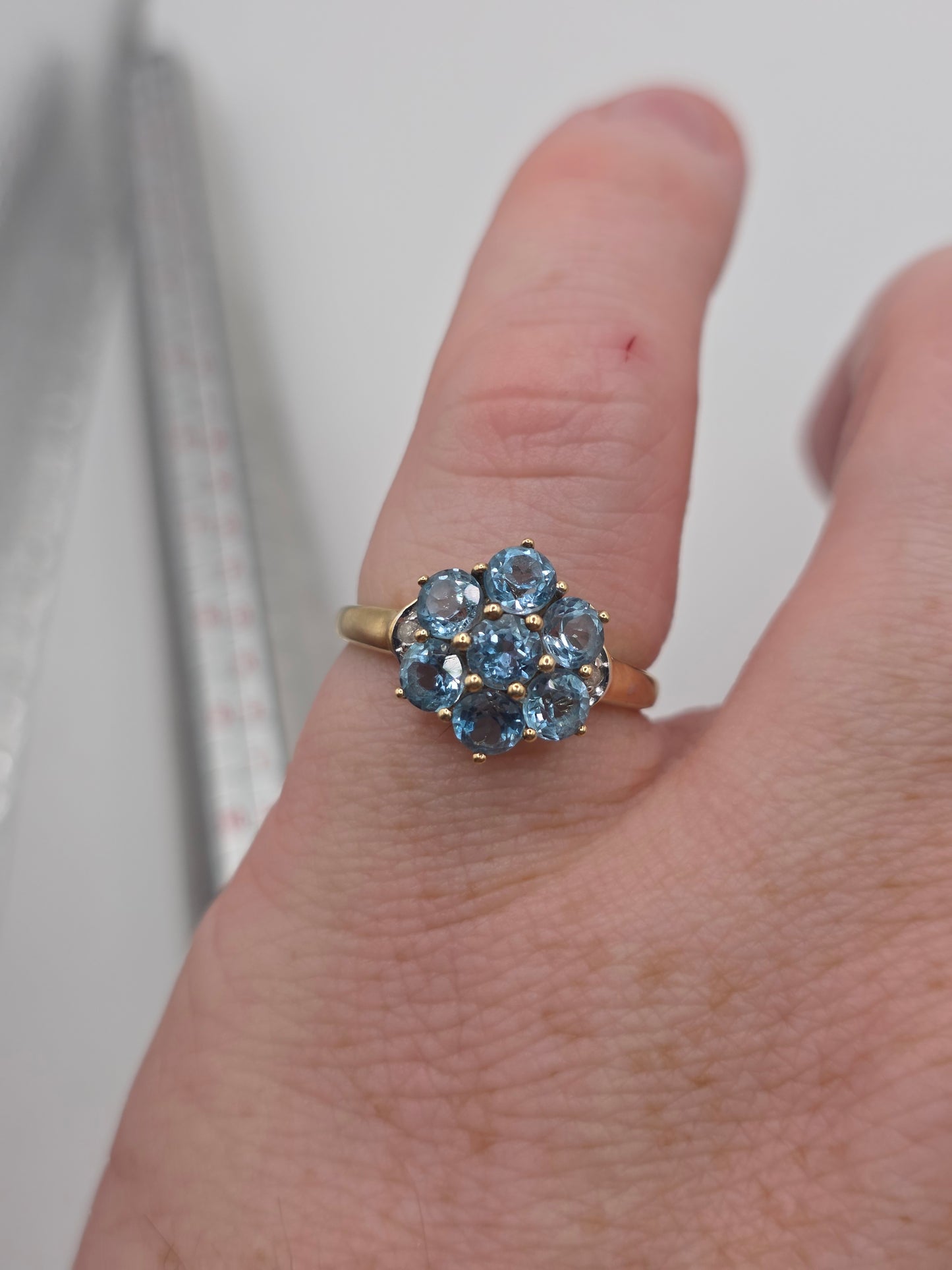 9ct gold topaz and diamond ring