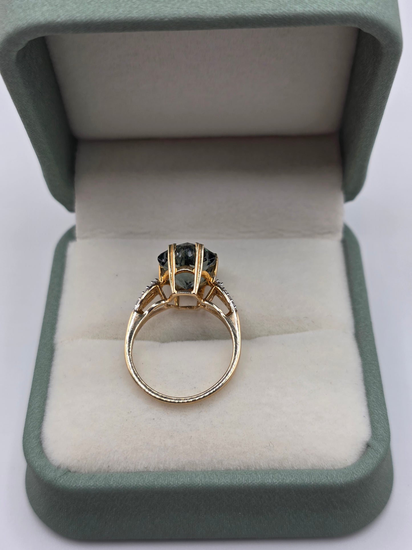 9ct gold topaz and white zircon ring