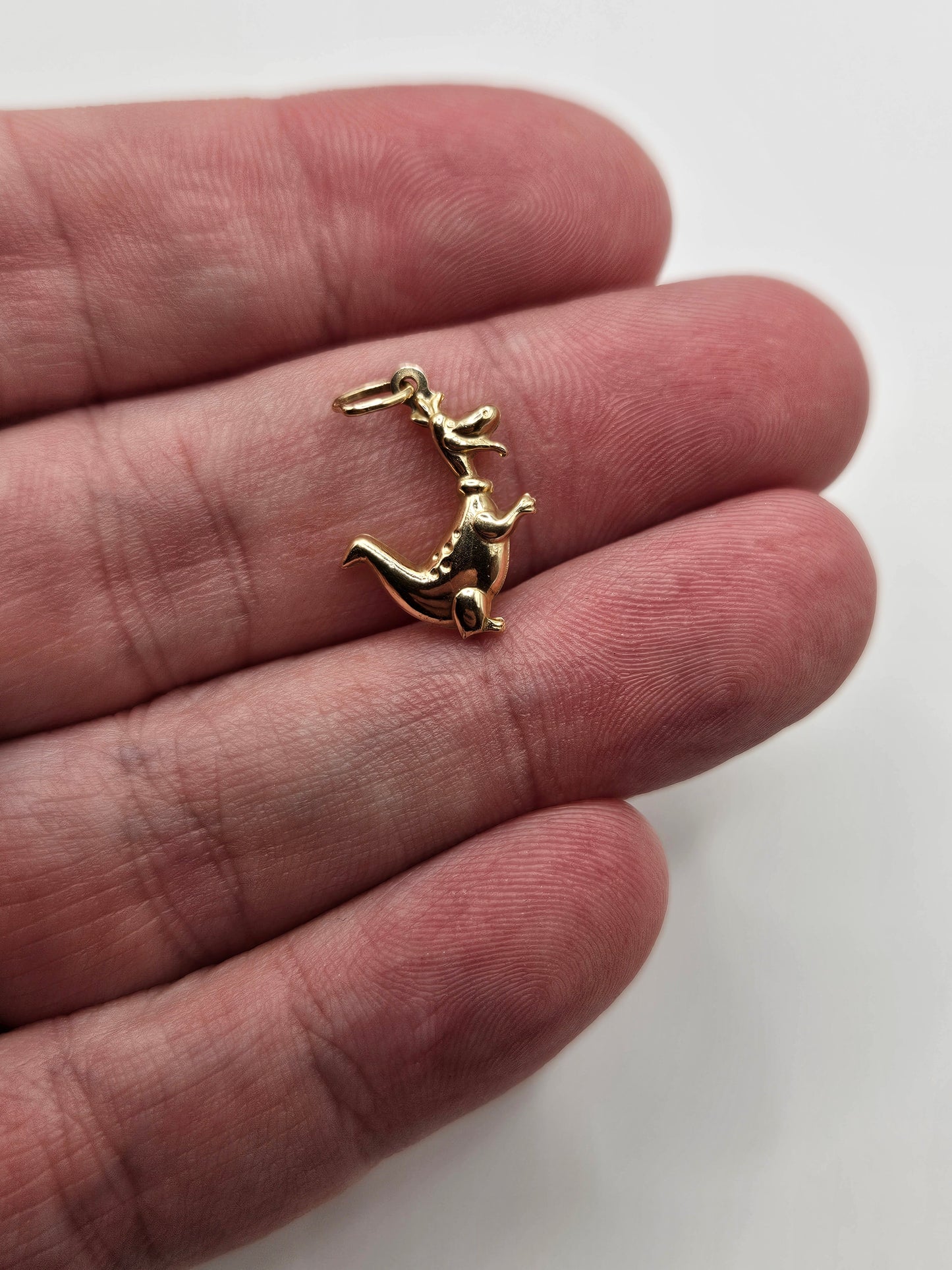 9ct gold dinosaur charm