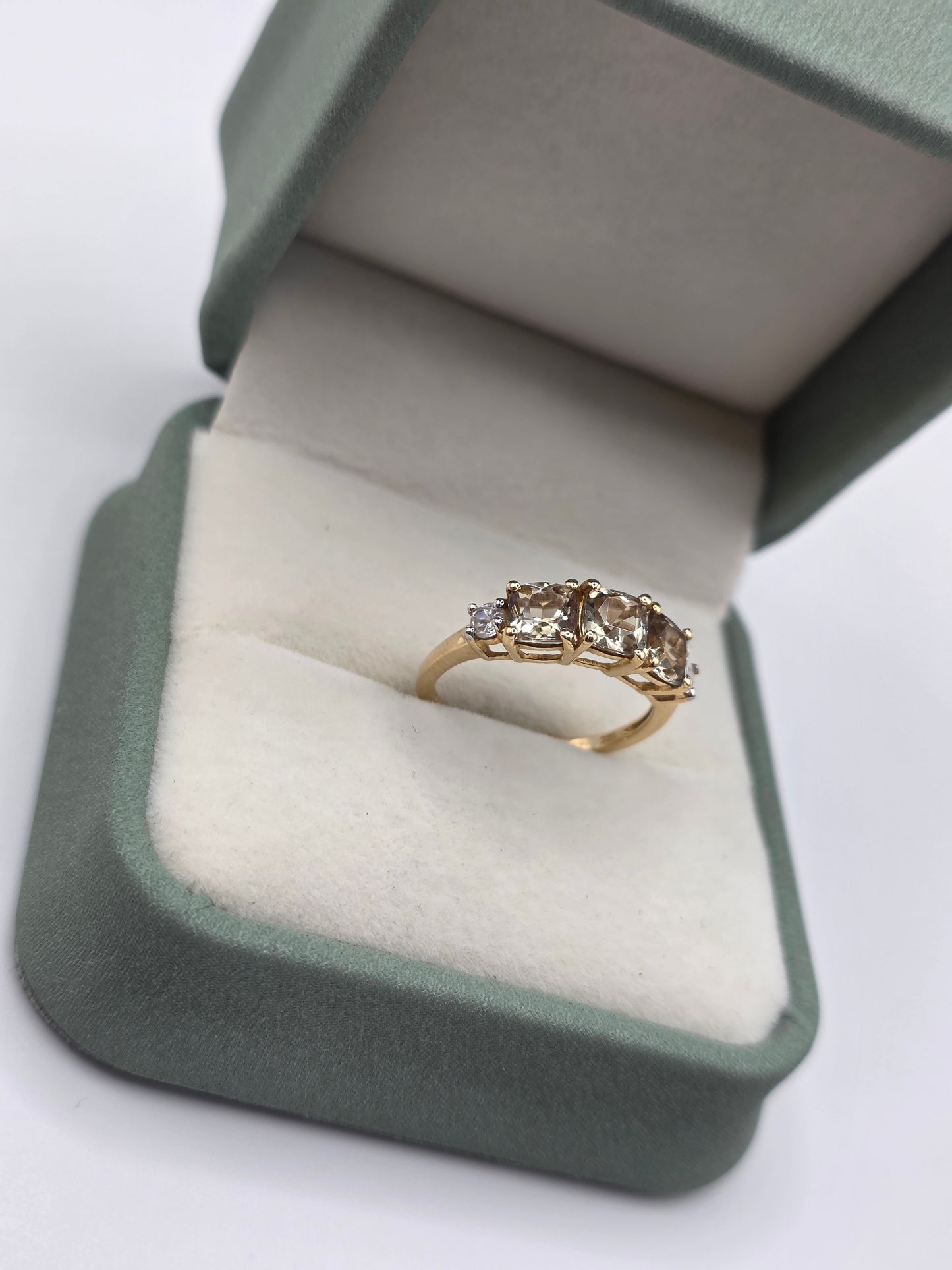 9ct gold topaz and zircon ring