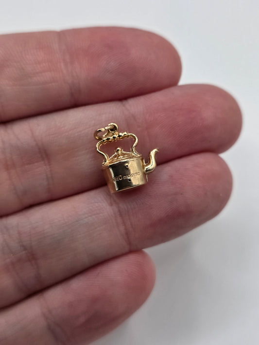 9ct gold kettle charm