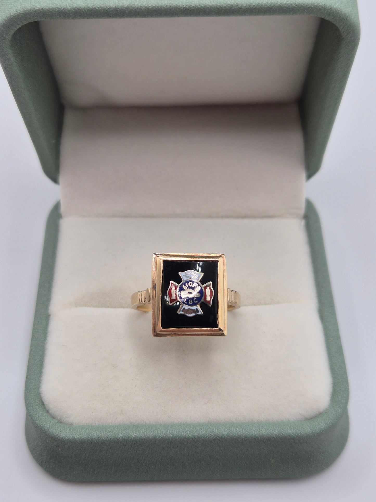 9ct gold "independant order of foresters" ring