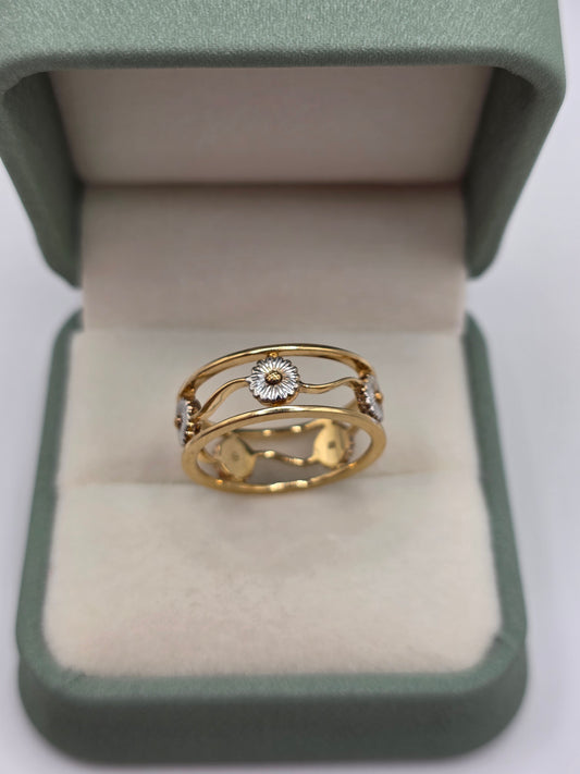 Welsh Clogau 9ct Yellow & White Gold Daisy Ring