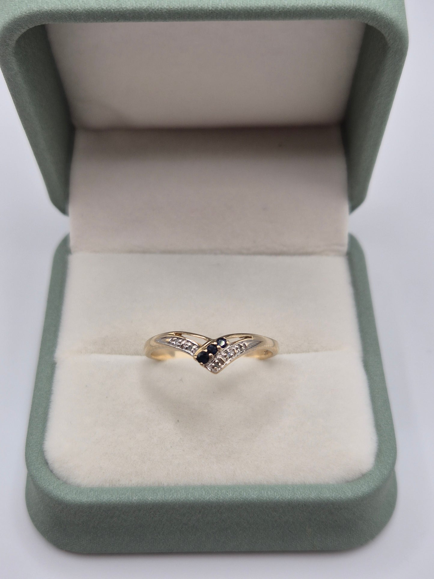 9ct gold sapphire and diamond wishbone ring