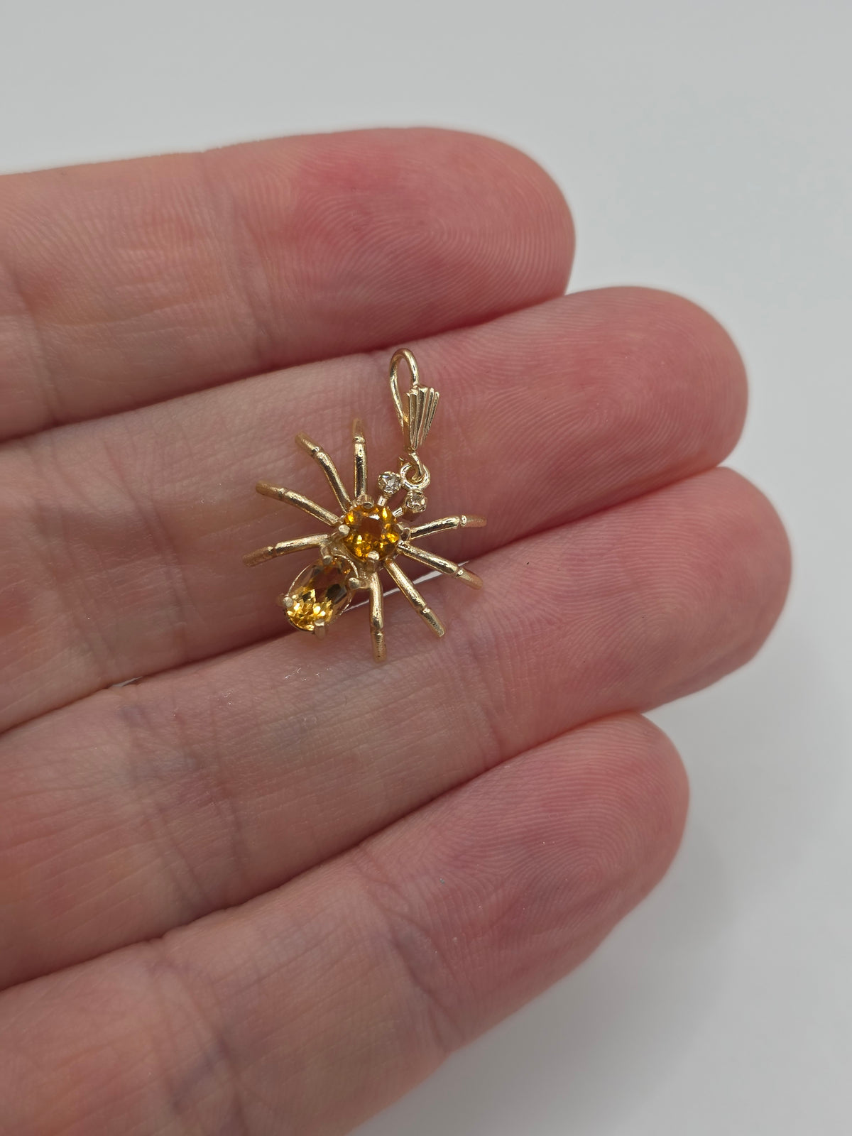 9ct gold citrine and diamond spider pendant