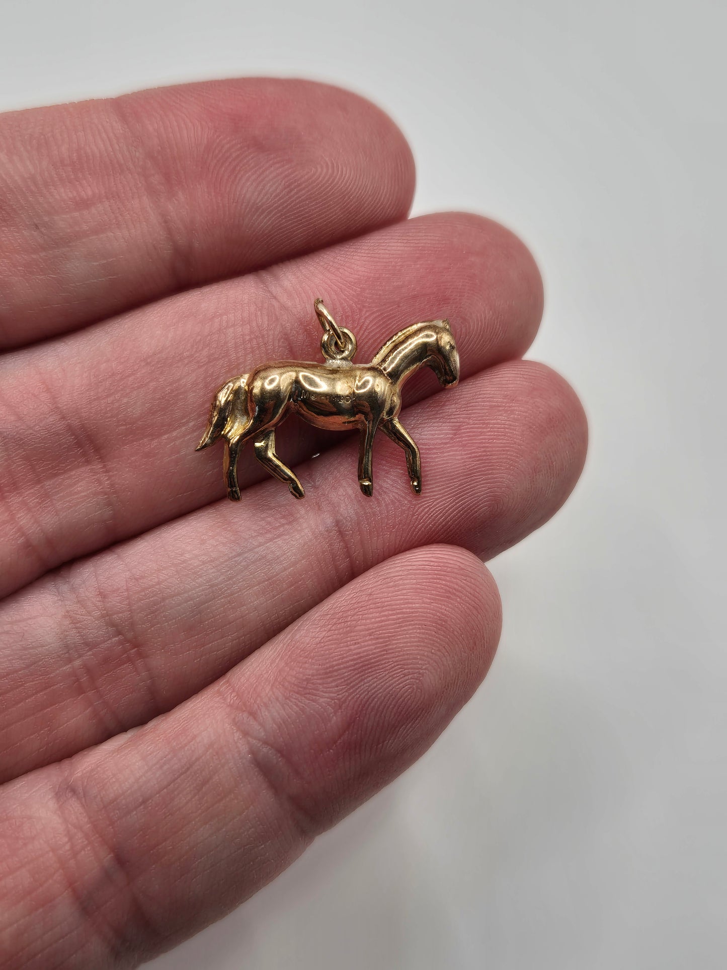 9ct gold horse charm