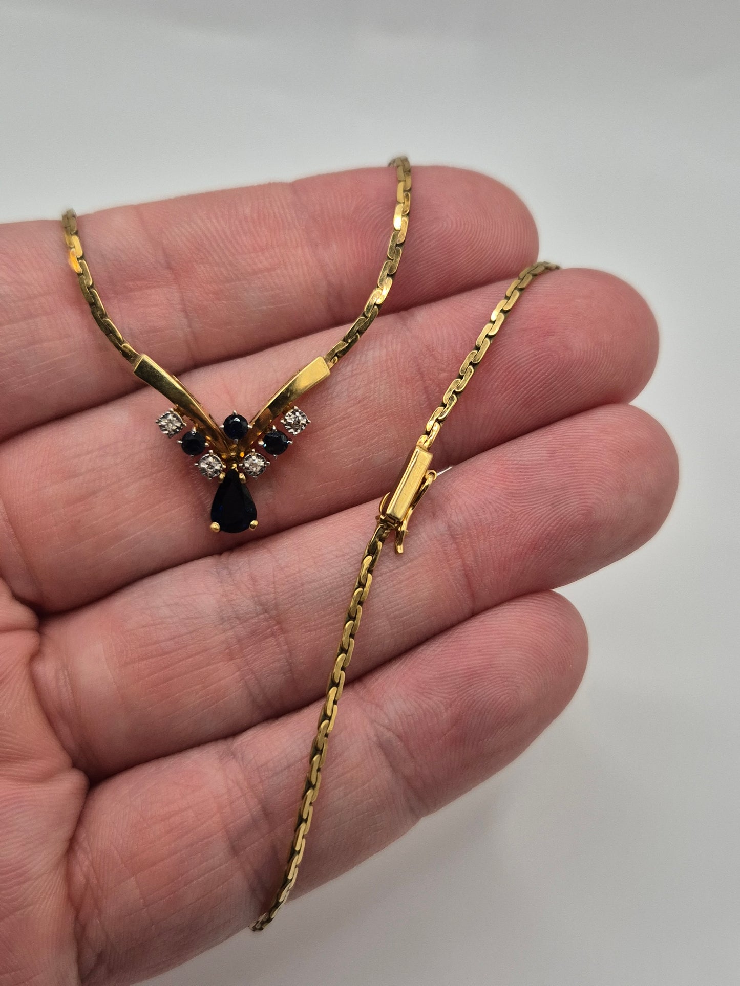9ct gold sapphire and diamond snake link necklace