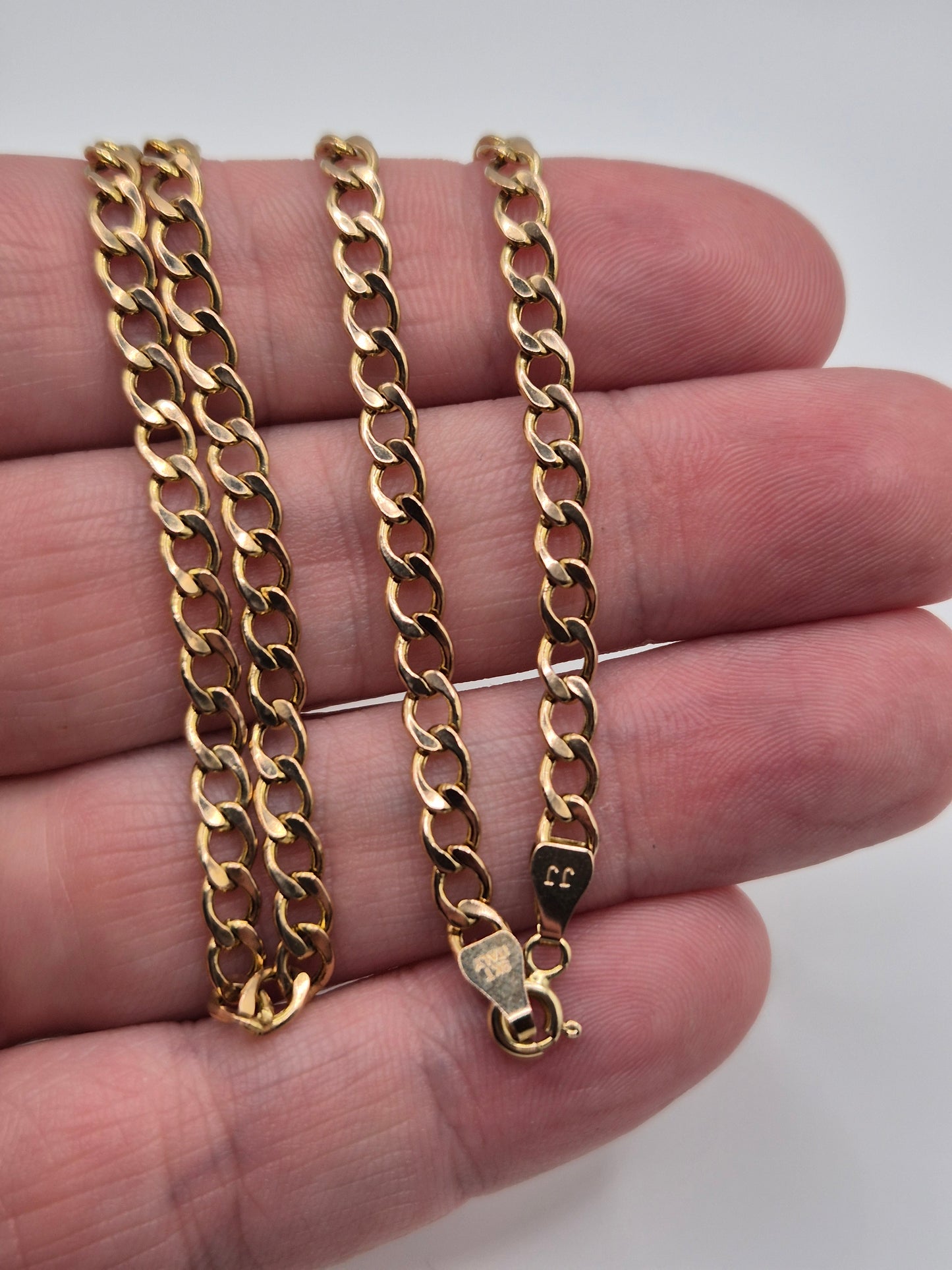 9ct gold curb chain (10)