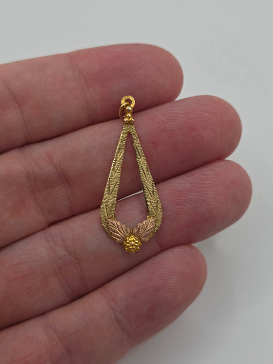 9ct two tone gold pendant