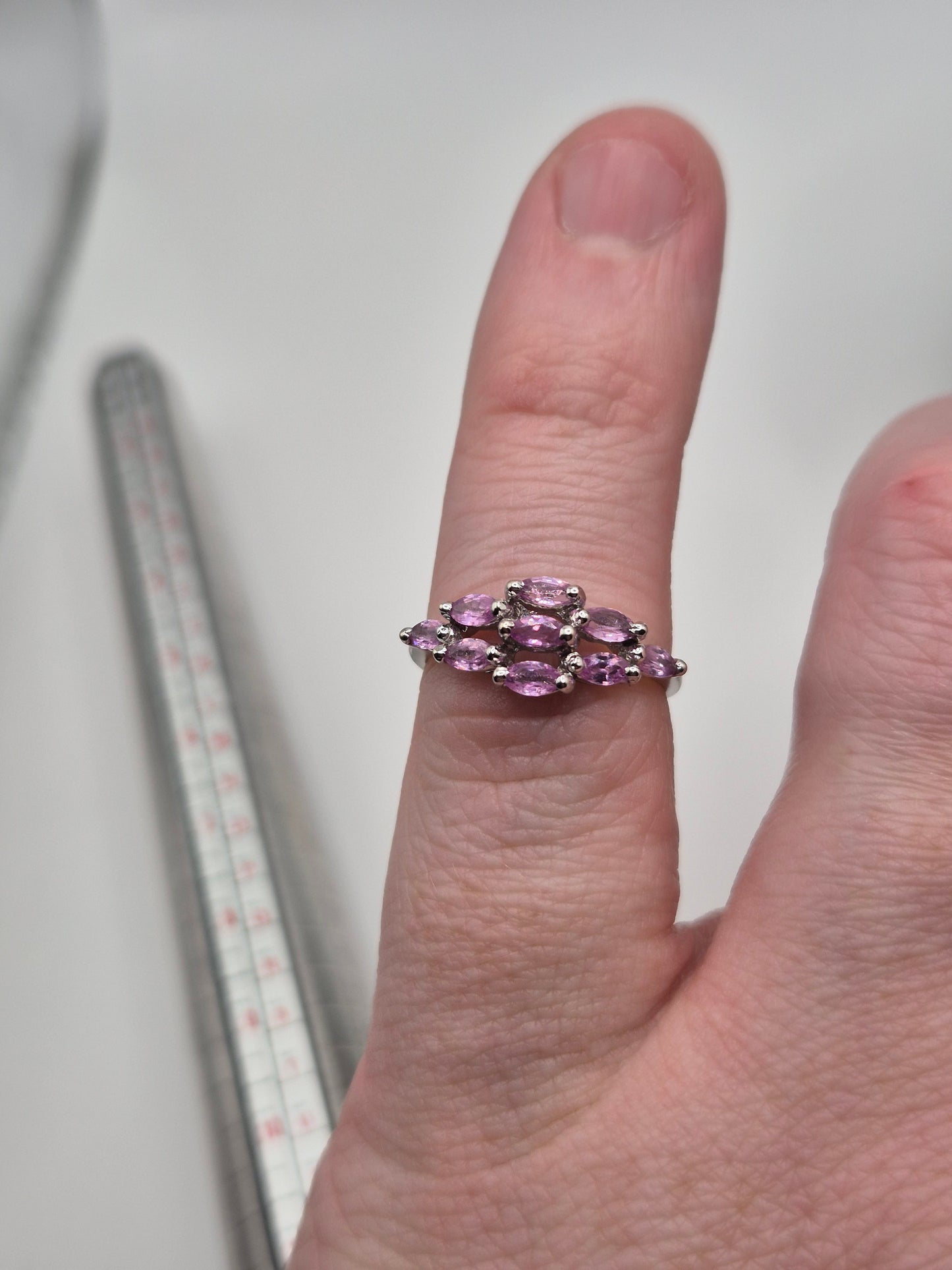 9ct white gold pink topaz ring