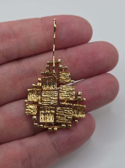 9ct gold pendant