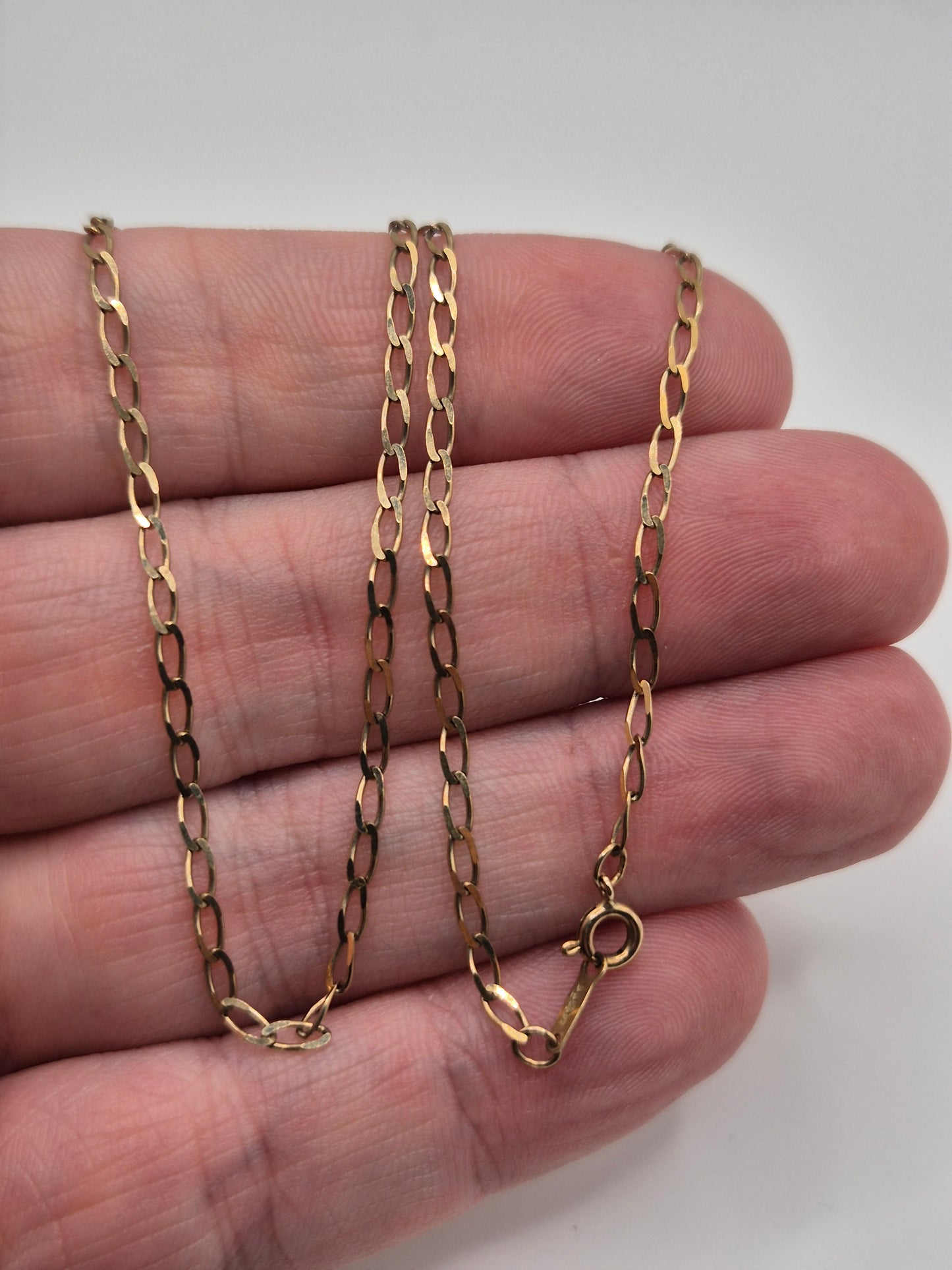 9ct gold chain (2)