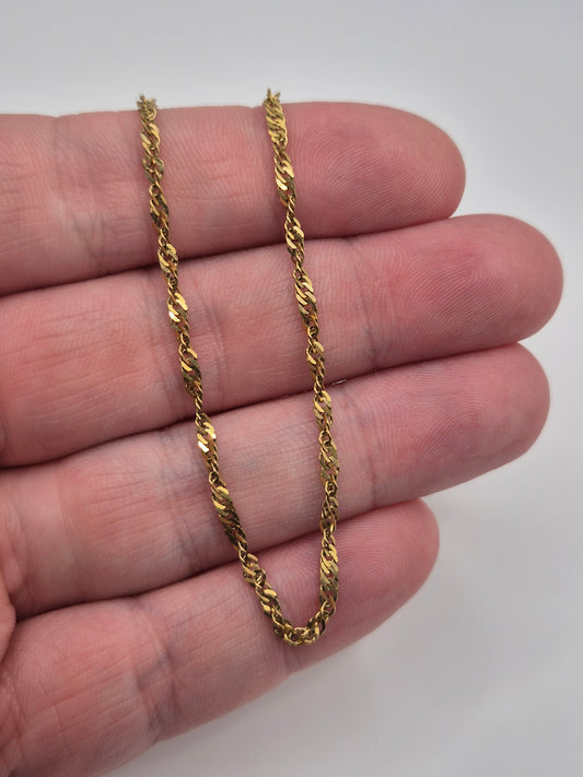 9ct gold swirl link chain (22)
