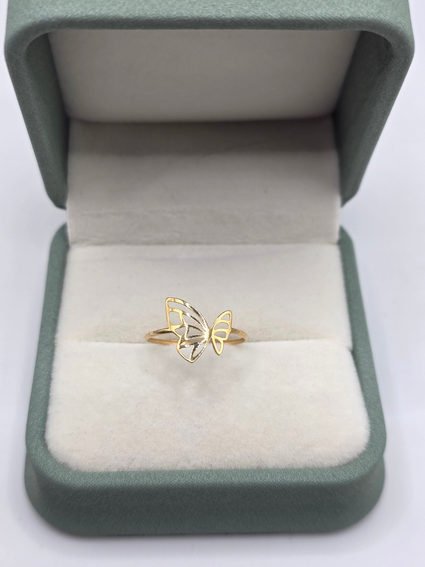 18ct gold butterfly ring