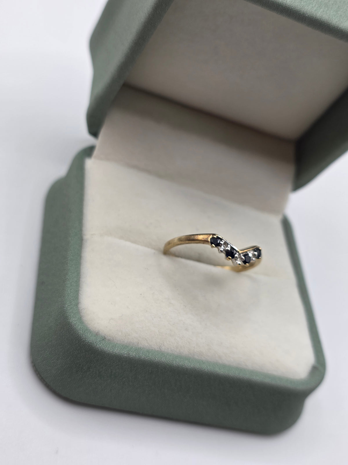 9ct gold sapphire and diamond wishbone ring