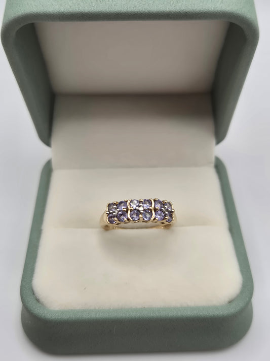 9ct gold tanzanite and diamond ring