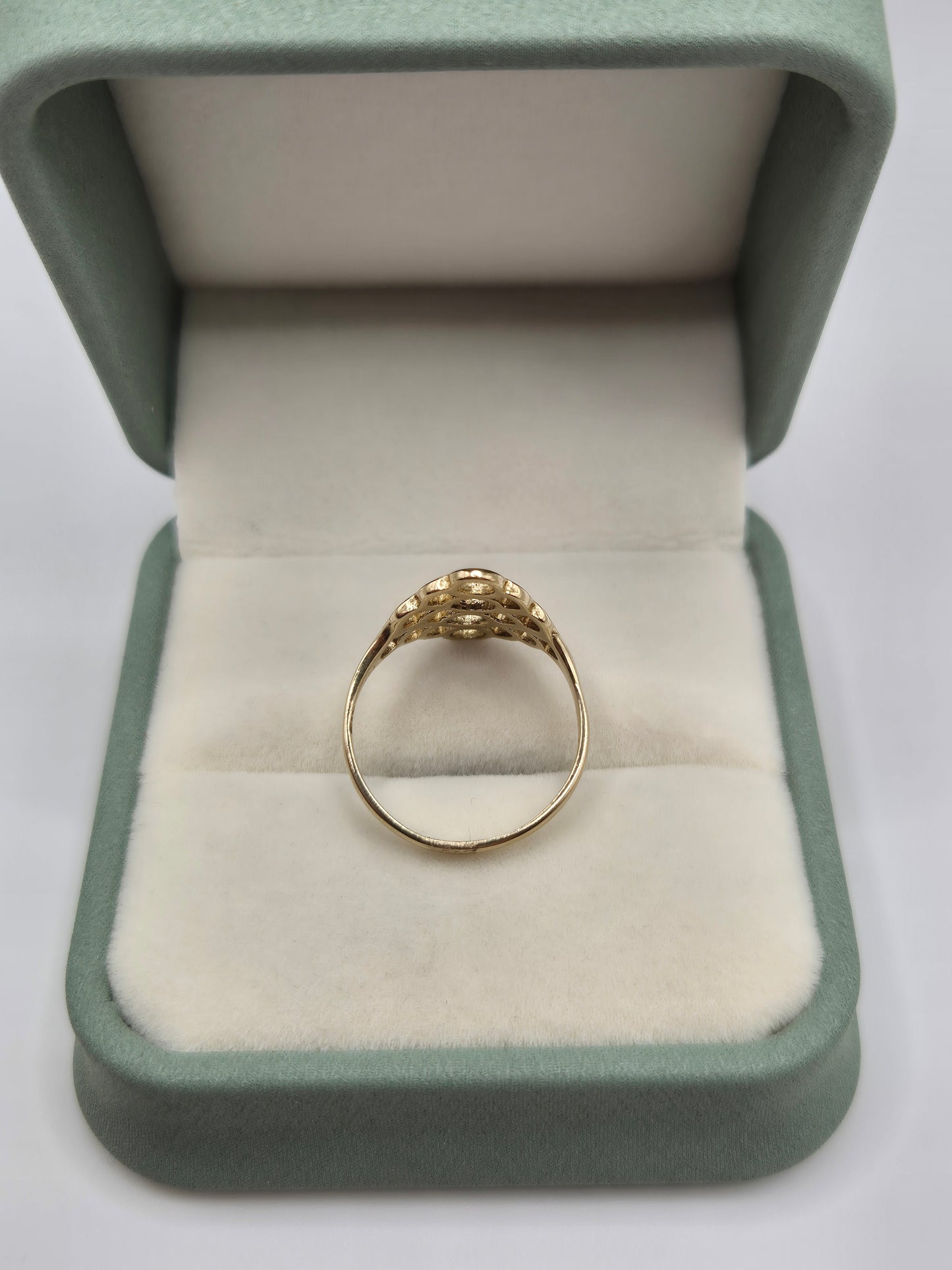 9ct gold ring