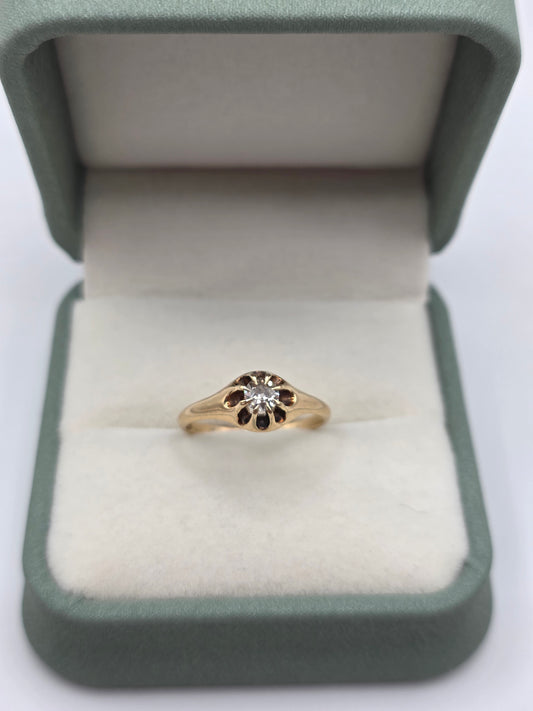 Antique 14ct gold diamond gypsy ring