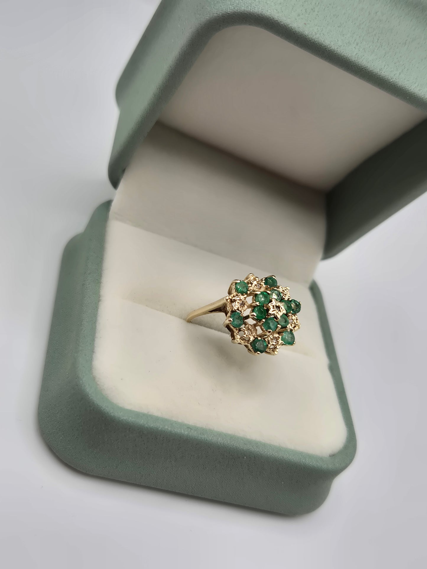 9ct gold emerald and diamond ring