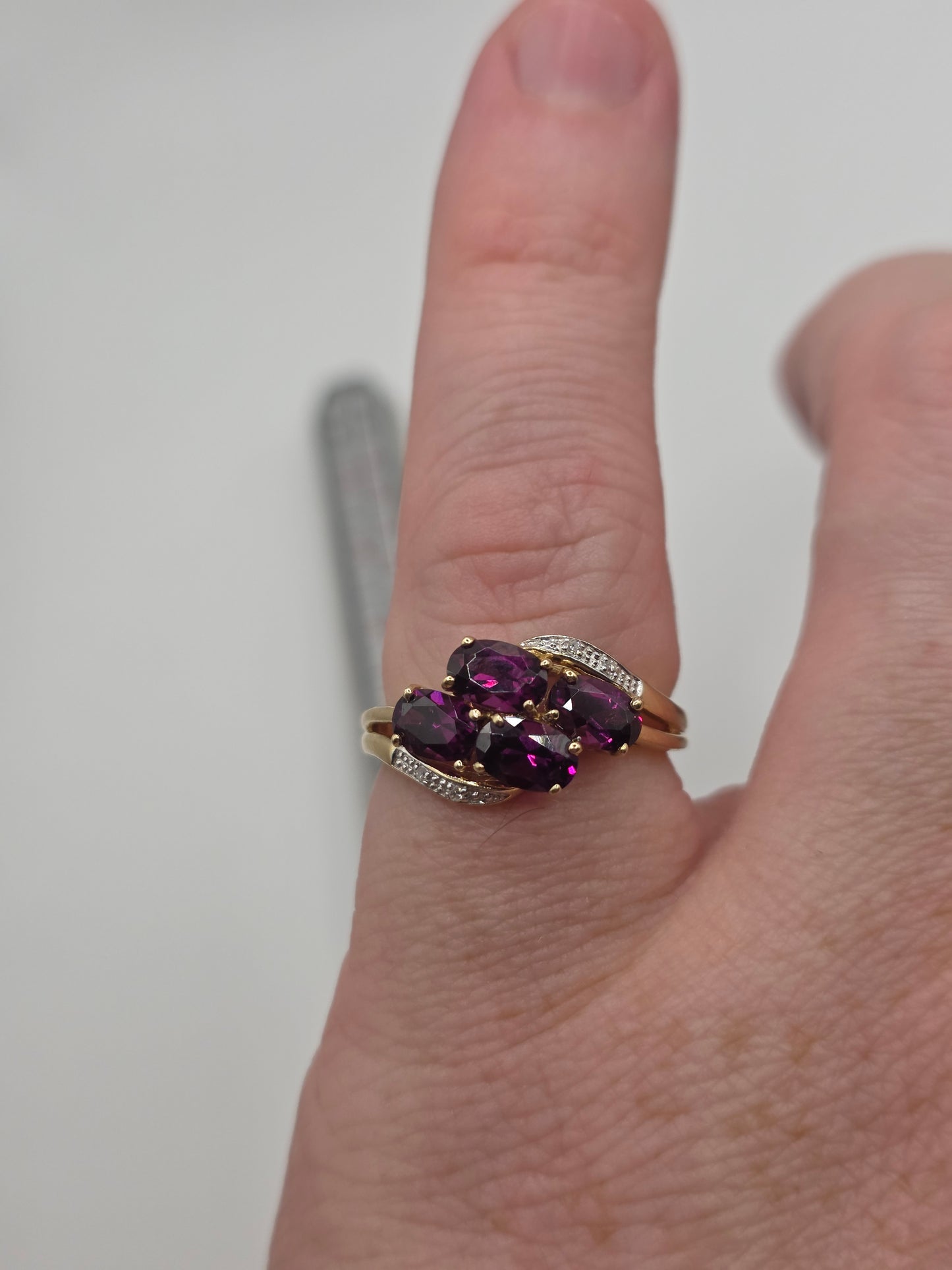 9ct gold tourmaline and diamond ring