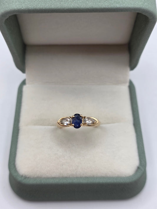 9ct gold sapphire and topaz ring